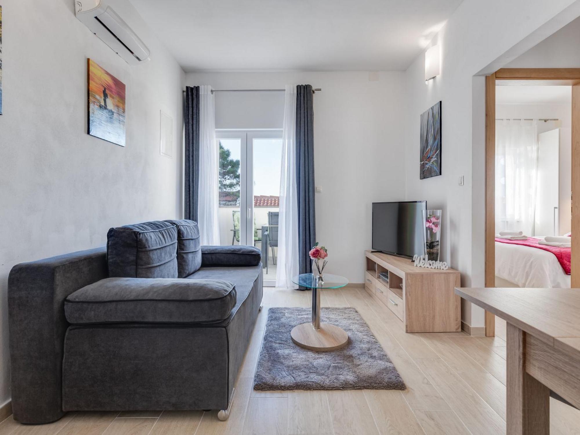 Tramonto-1 By Interhome *